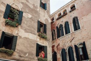 Visitare Venezia fuori stagione: quanto si risparmia davvero rispetto ad agosto?